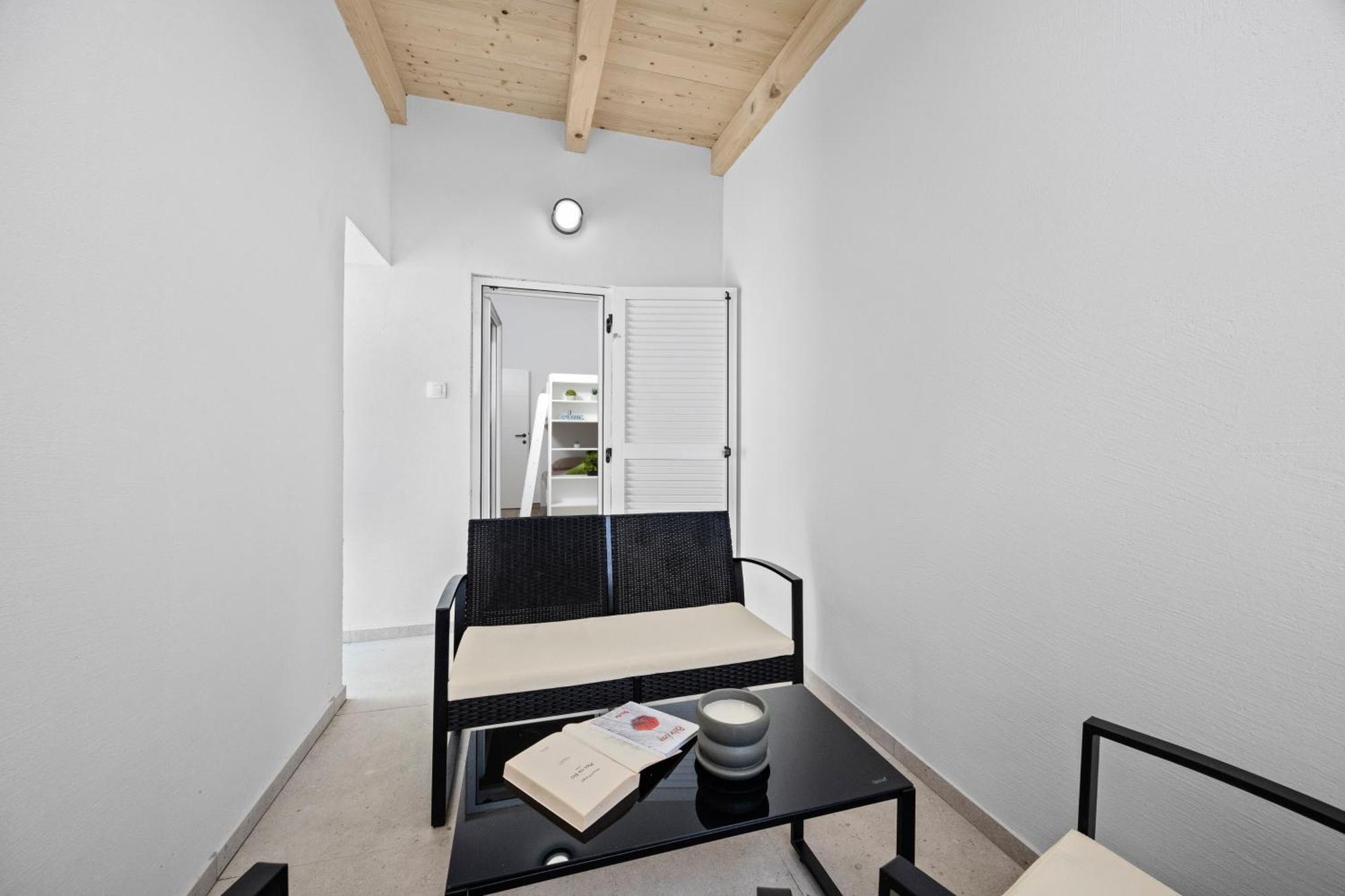 Apartment Nenad - Amazing Sea View ! Only 500 Meters From The Beach ! Fažana Kültér fotó