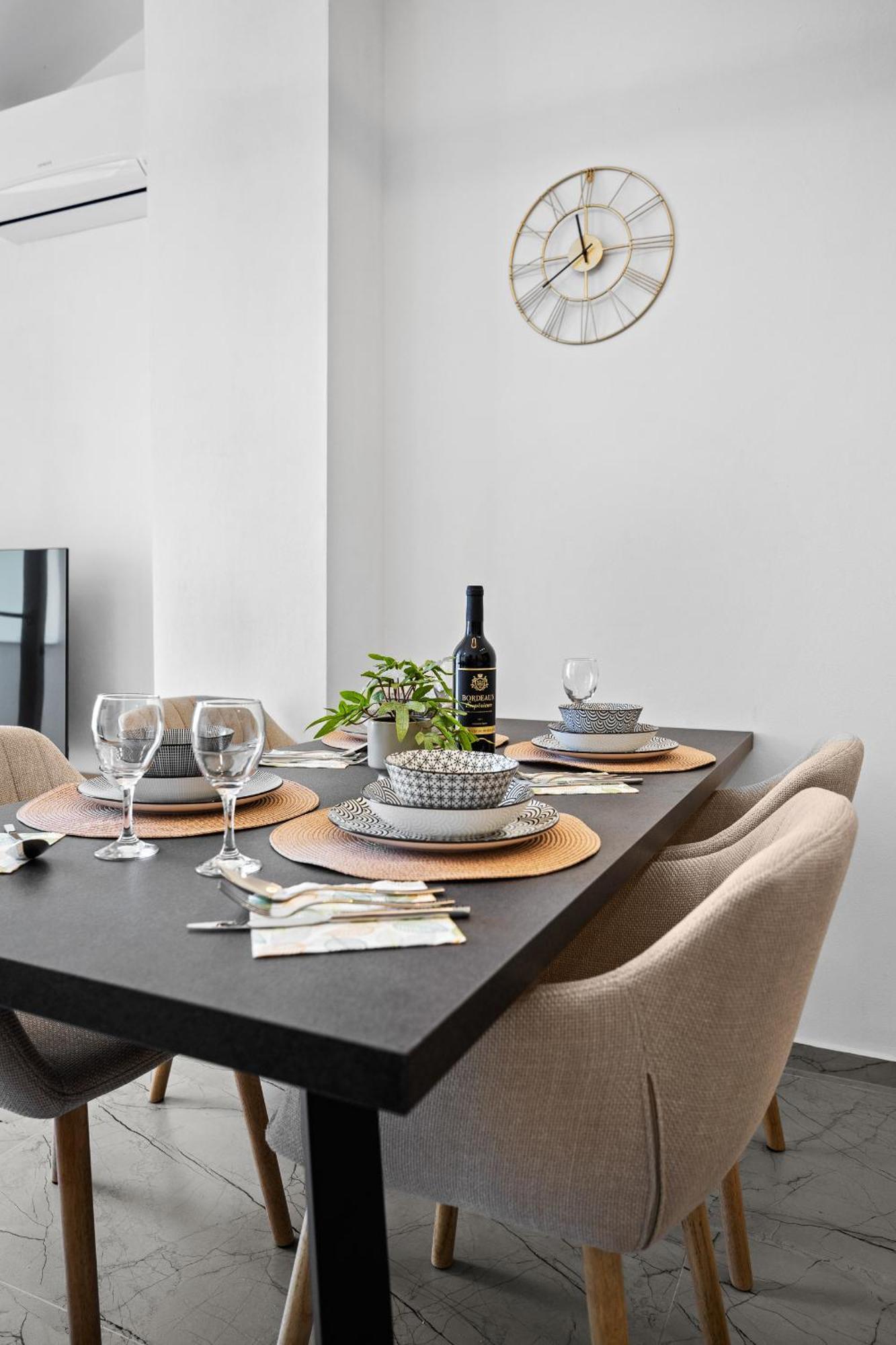 Apartment Nenad - Amazing Sea View ! Only 500 Meters From The Beach ! Fažana Kültér fotó